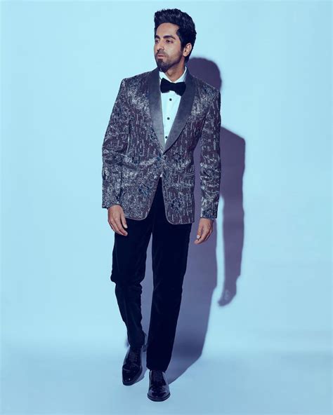 7 Trailblazing Reception Dresses for Men That Can Never Go Wrong