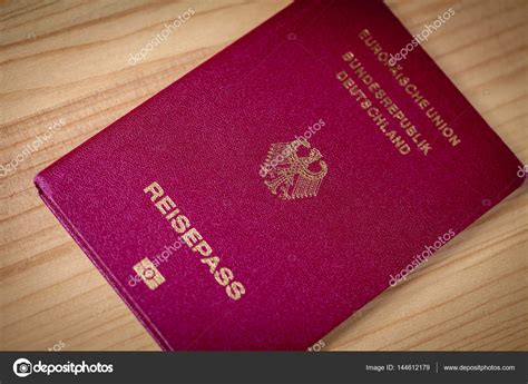 2017全球最强大护照排名德国还是第一 中国也升了--石家庄环球教育官网