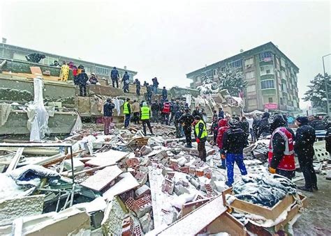 全球连线 | 土耳其地震已致500余人遇难 暂无中国公民伤亡_腾讯新闻