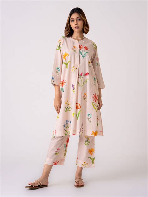 The Loom Luxe: Elevate Your Style with Luxury Women's Clothing - Online ...