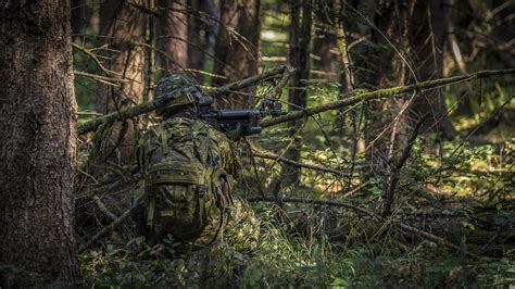 men, Soldier, Rifles, Assault Rifle, Forest, Military, Camouflage Wallpapers HD / Desktop and ...