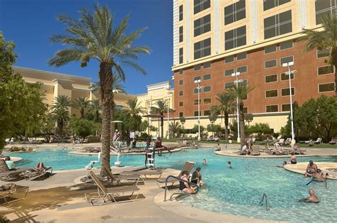South Point Las Vegas Pool: Hours, Seating and More. - Midlife Miles