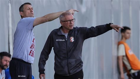 Bivši fudbaler Partizana zamenio Gaćinovića na klupi Napretka - Srpski ...