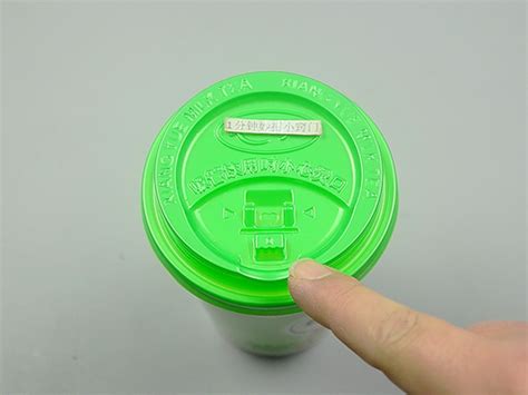 批发旋转喜茶新杯盖98口径透明奶茶杯盖 加厚一次性塑料贡茶杯盖-阿里巴巴