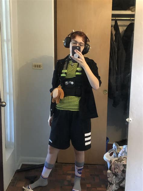 Alien Core Clothes 的图像结果