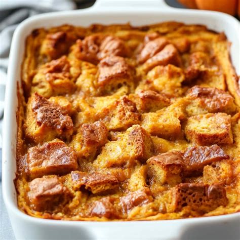 Pumpkin Bread Pudding - Insanely Good
