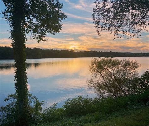 Horn_Pond_sunset_Woburn_Massachusetts - City of Woburn