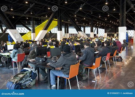 Stock Image Library Computer Center 的图像结果