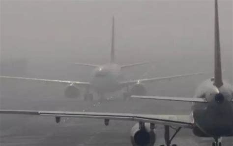 DGCA issues show cause notices to AI, SpiceJet for fog-related flight ...