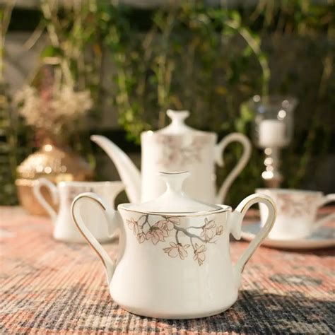 Avian Bloom Premium Cup Saucer - Home Touch