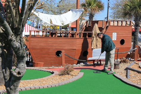 Pirates Paradise Mini Golf
