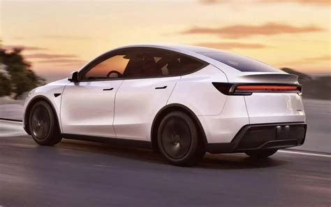 Le Tesla Model Y 2025 modernisé se dévoile enfin - 3/14