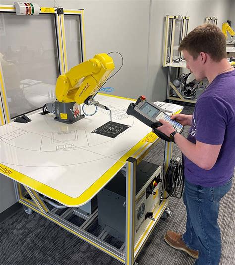 Fanuc Robot Operator Training Course 的图像结果
