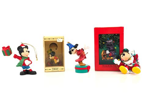 Lot - 5pc Walt Disney Mickey Mouse Ornaments