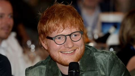 Ed Sheeran breaks U2's tour record - BBC News