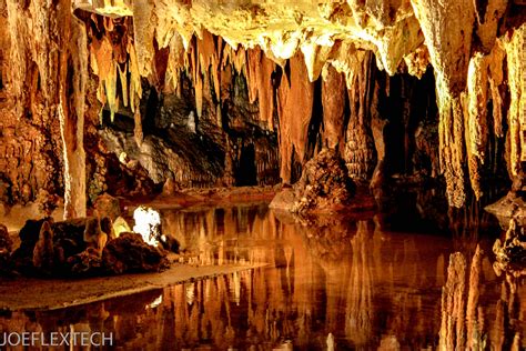 Download Wallpaper 1920x1080 Cave, Stalactites, Stalagmites, Water 76D