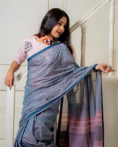 Blush 2.0- Handwoven Pure Cotton Begampuri Saree ( Teal Green Tone ...