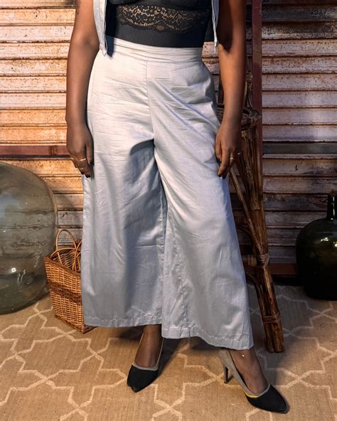 Wide Legged Flair Pants – MeghSavan