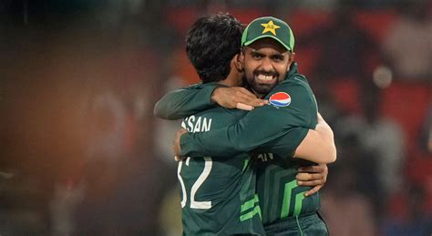 "He would pick playing XI": Glenn Maxwell spills beans on Virender ...