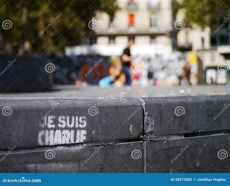 Je Suis Charlie Graffiti at Place De La Republique Editorial Stock ...