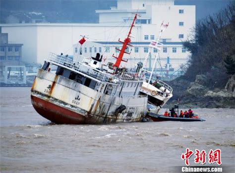 舟山：渔船回港提前休渔-影像中心-浙江在线