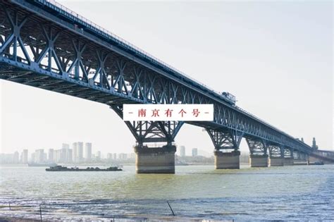 南京长江大桥，和它背后的生死故事 - 知乎