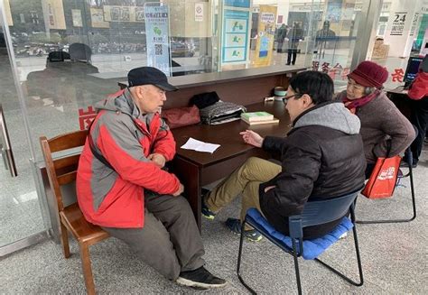 2019年1月12日徐州市图书馆公益法律咨询室 继续为广大市民服务 - 本馆动态 - 信息动态 - 徐州图书馆