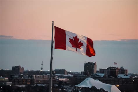 37 Fun Facts About Canada You Probably Didn't Know | Amber