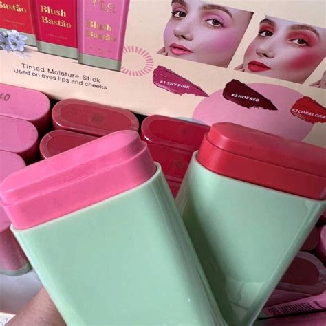 Blush Bastão Hidratante Colorido On-The-Glow Blush 19g | SHEIN Brasil