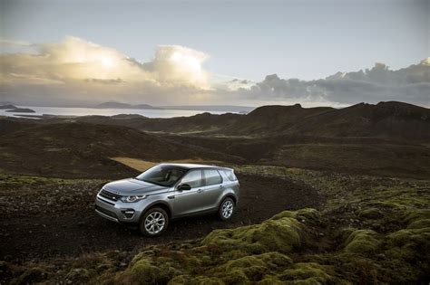 Land Rover gives Discovery Sport new Ingenium diesel power [w/videos]