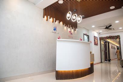 The 20 Best Liposuction Surgeons in Mumbai | BestMumbai