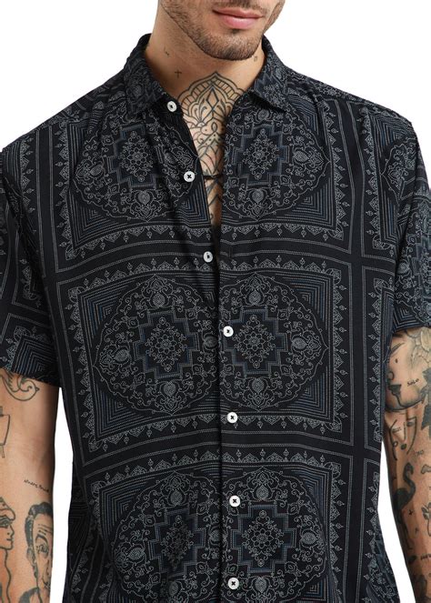 Half Sleeve Shirts For Men | Banana Club
