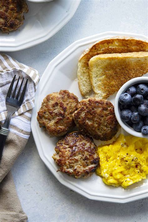 Is Turkey Sausage Actually Healthy? The Pros and Cons – THEKITCHENTODAY