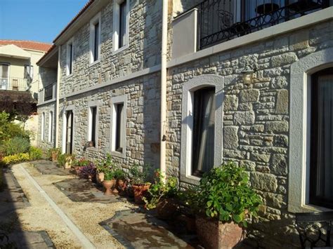 GRIFFON BOUTIQUE HOTEL (Yenifoca) - Boutique Hotel Reviews, Photos ...