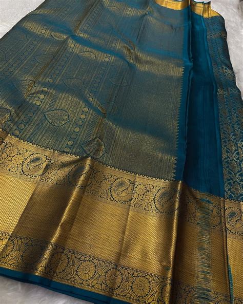 Engrossing Rama Soft Banarasi Silk Saree With Arresting Blouse Piece ...