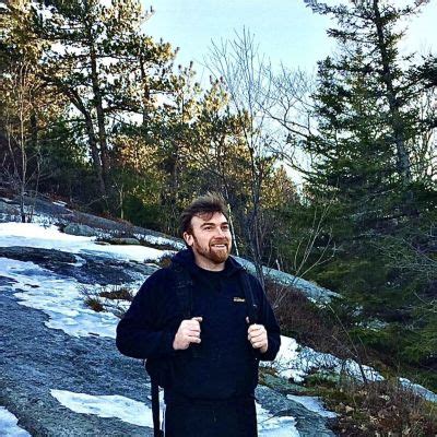 Edgerly Funeral Home & Son Memorials and Obituaries | We Remember