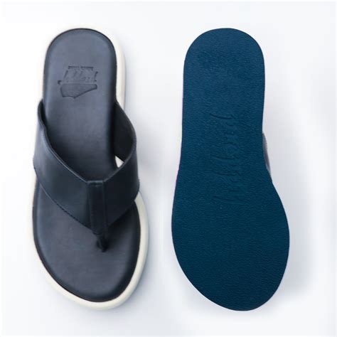 Classic V Strap – Preppy Shoe
