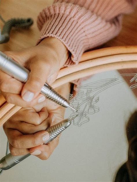 Engraving Lessons 的图像结果