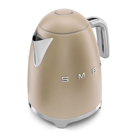 Smeg Electric Tea Kettle, Matte Champagne – ECS Coffee