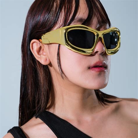 [ Quantum ] Chrome Oversized Sunglasses – Project Shades