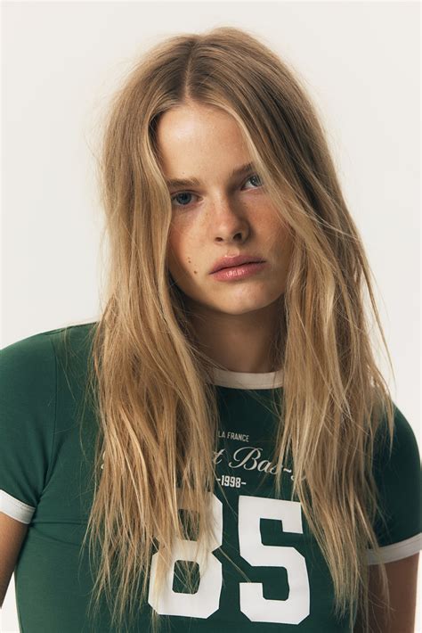 Fitted cotton T-shirt - Dark green/85 - Ladies | H&M IN