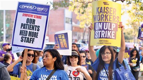 75,000 US health workers strike for fair pay and benefits : Peoples ...