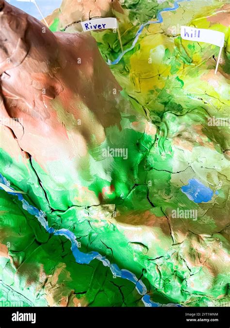 Making Model of Landforms 的图像结果