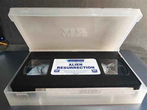 Alien Resurrection VHS 的图像结果