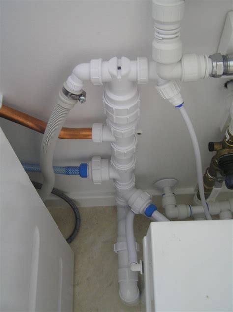 How to Fit Washing Machine Waste Pipe 的图像结果