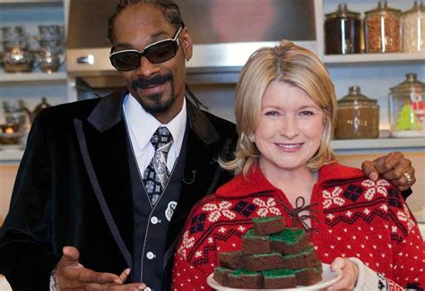 Martha Stewart and Snoop Dogg Team Up for Inevitably Hilarious Cooking ...