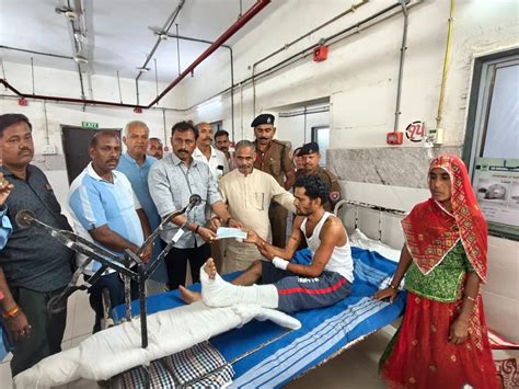 Vadodara bridge collapse: Gujarat govt disburses Rs 62 lakh assistance ...