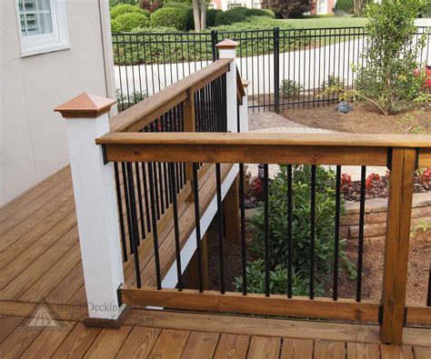 back deck railing | Наружные лестницы, Беседка на террасе, Сидения костра