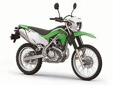 Kawasaki Klx 230 Photo by 2020 Kawasaki Klx230 Abs Guide Total Motorcycle Kawasaki Klx 230 Photo