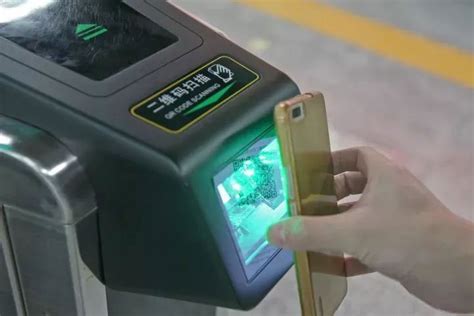 无须NFC 北京地铁即将开启手机扫码乘车时代_热点资讯_安兔兔